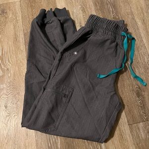 Figs Zamora graphite jogger